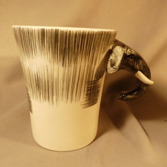 Pier 1 O Imports 3D Elephant Head Handle Coffee Tea Cup Mug 14 Oz Preowned - Picture 4 of 10